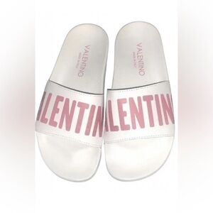 Valentino sliders